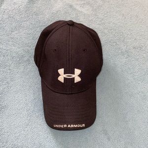 Black under armour hat